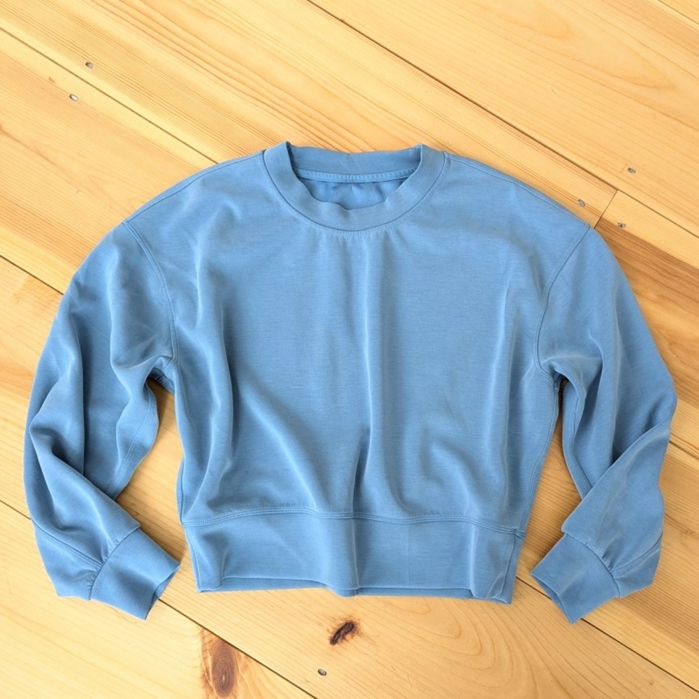 Lululemon Perfectly Oversized Cropped Crew Softstreme Sweatshirt Pitch Blue Sz 2